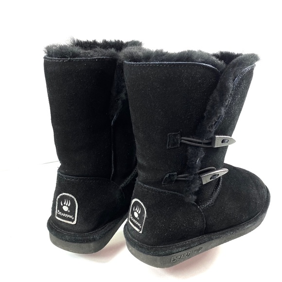 Bearpaw - Picture 1 of 13